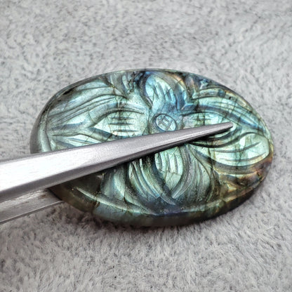 Labradorite - Intagliata a Mano