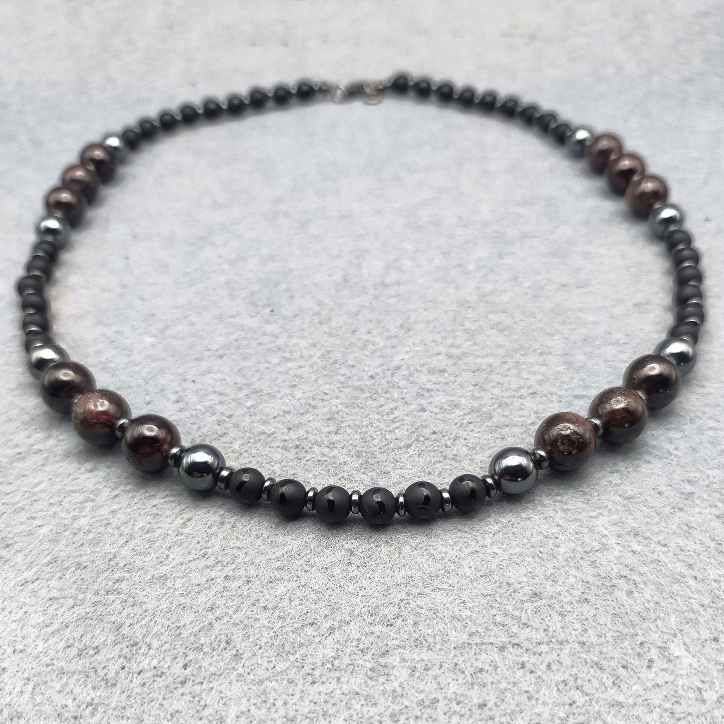 Collana di Granato, Onice ed Ematite