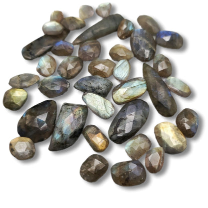 Labradorite (Lotto)