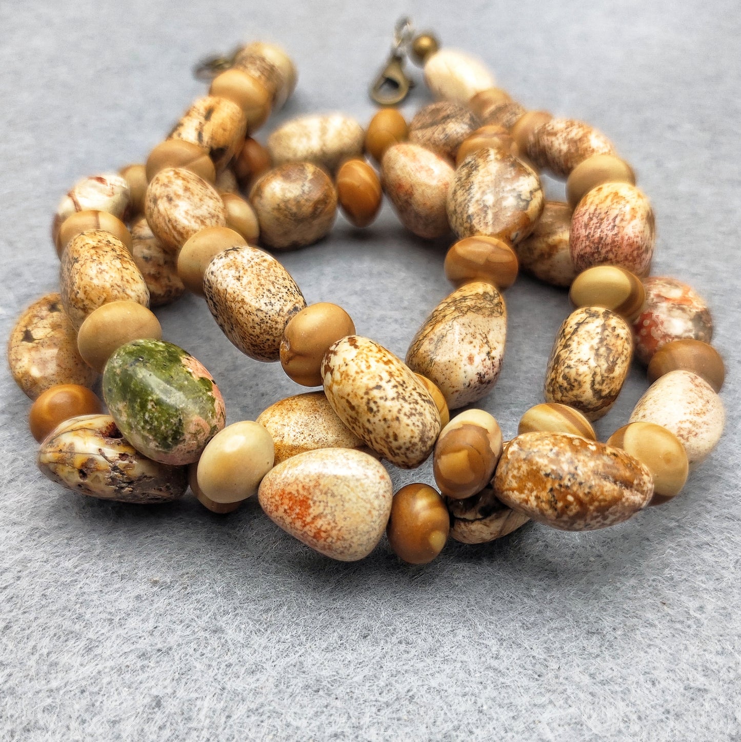 Collana di Diaspro ( Picture Jasper, Wood Jasper )