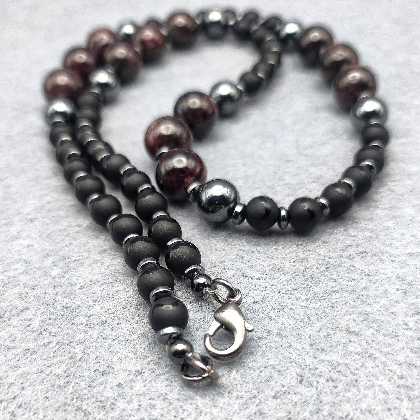 Collana di Granato, Onice ed Ematite