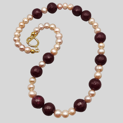 Collana di Perle Freshwater ed Agata Rossa